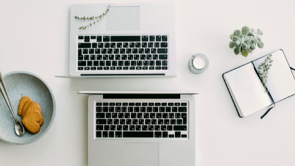 How Government Job Is Compared To Online - 2